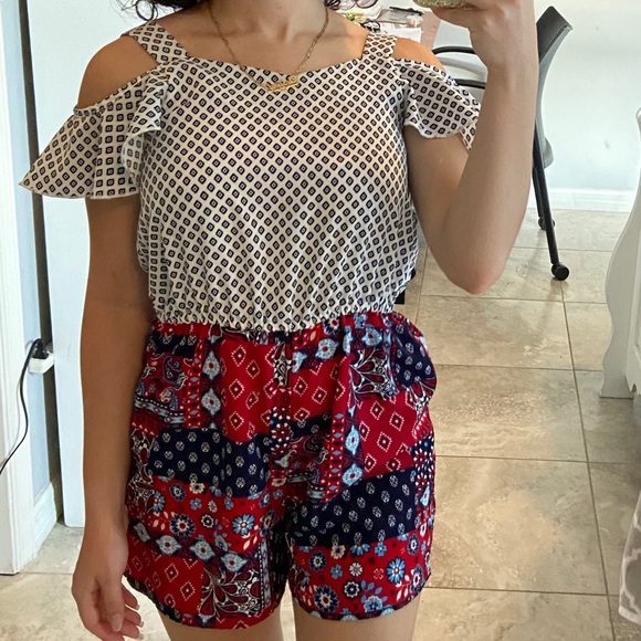 PATTERNED ROMPER - Picture 1 of 3